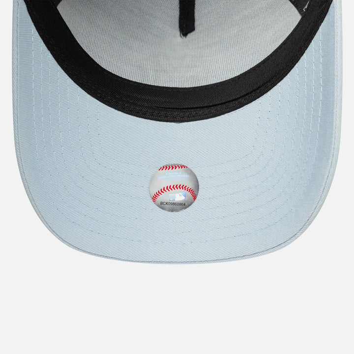 New Era Tonal Outline E-Frame 9Forty NY Yankees pastel blue - Shop-Tetuan