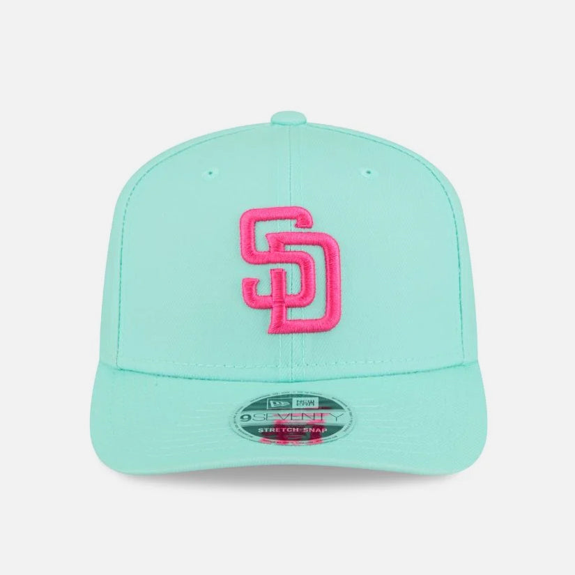New Era MLB City Connect 9Seventy Stretch Snap SD Padres aqua/pink