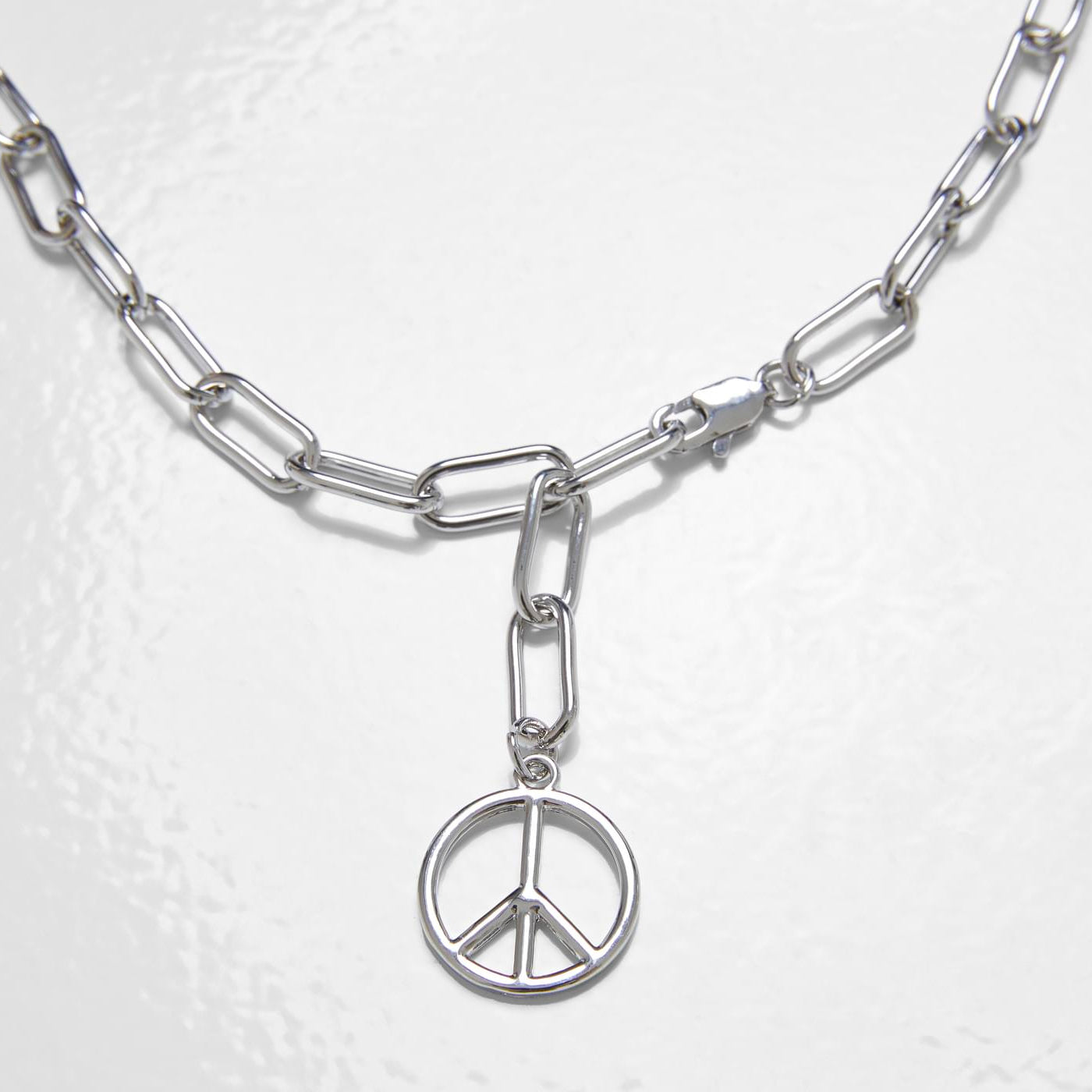 Urban Classics Y Chain Peace Pendant necklace silver