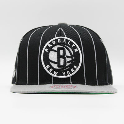 Mitchell & Ness NBA Team Pin snapback B Nets black - Shop-Tetuan