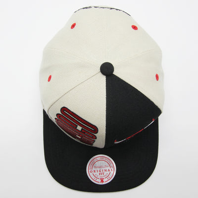 Mitchell & Ness Pop Panel  snapback C Bulls off white/black - Shop-Tetuan