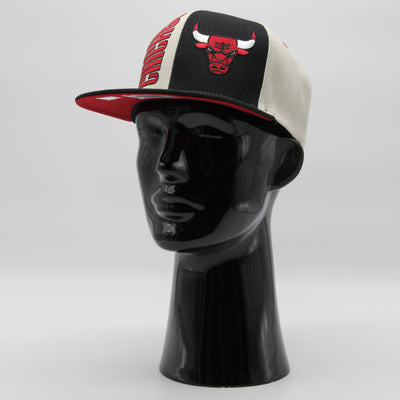 Mitchell & Ness Pop Panel  snapback C Bulls off white/black - Shop-Tetuan