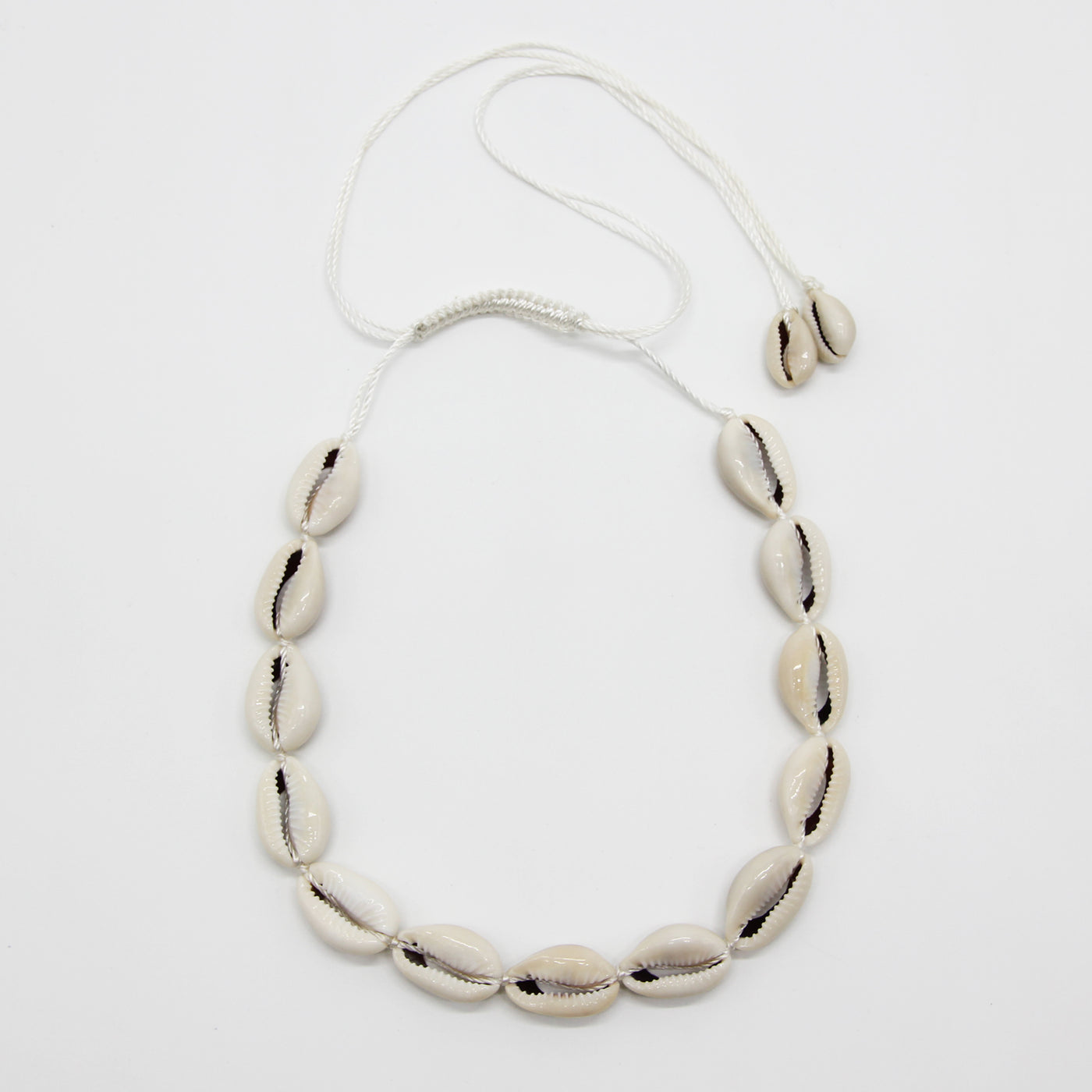 Shell necklace white