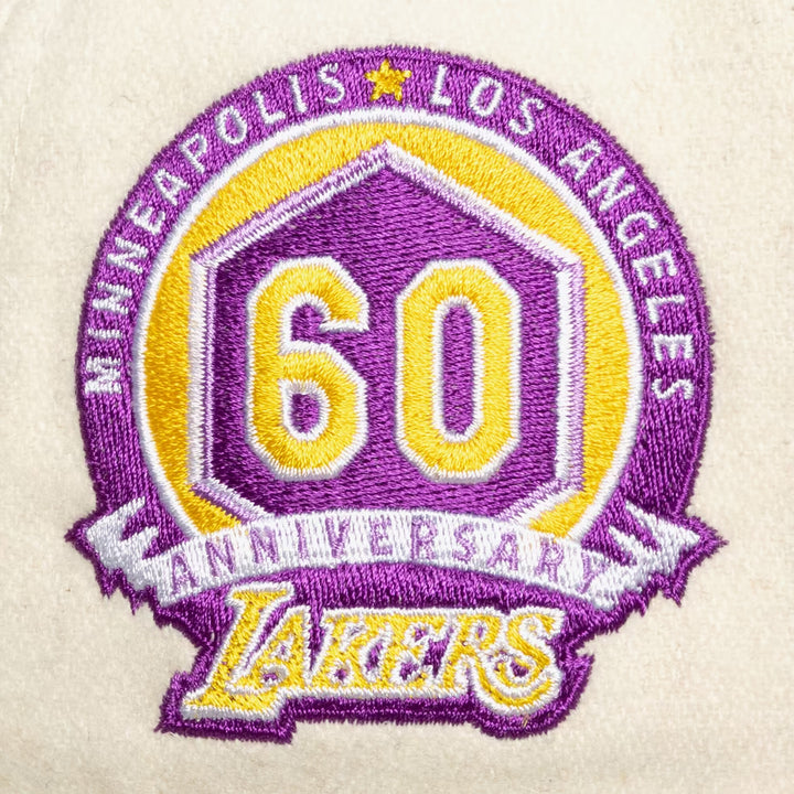 Mitchell &amp; Ness NBA Cream Team Pro Snapback LA Lakers off wht/purple