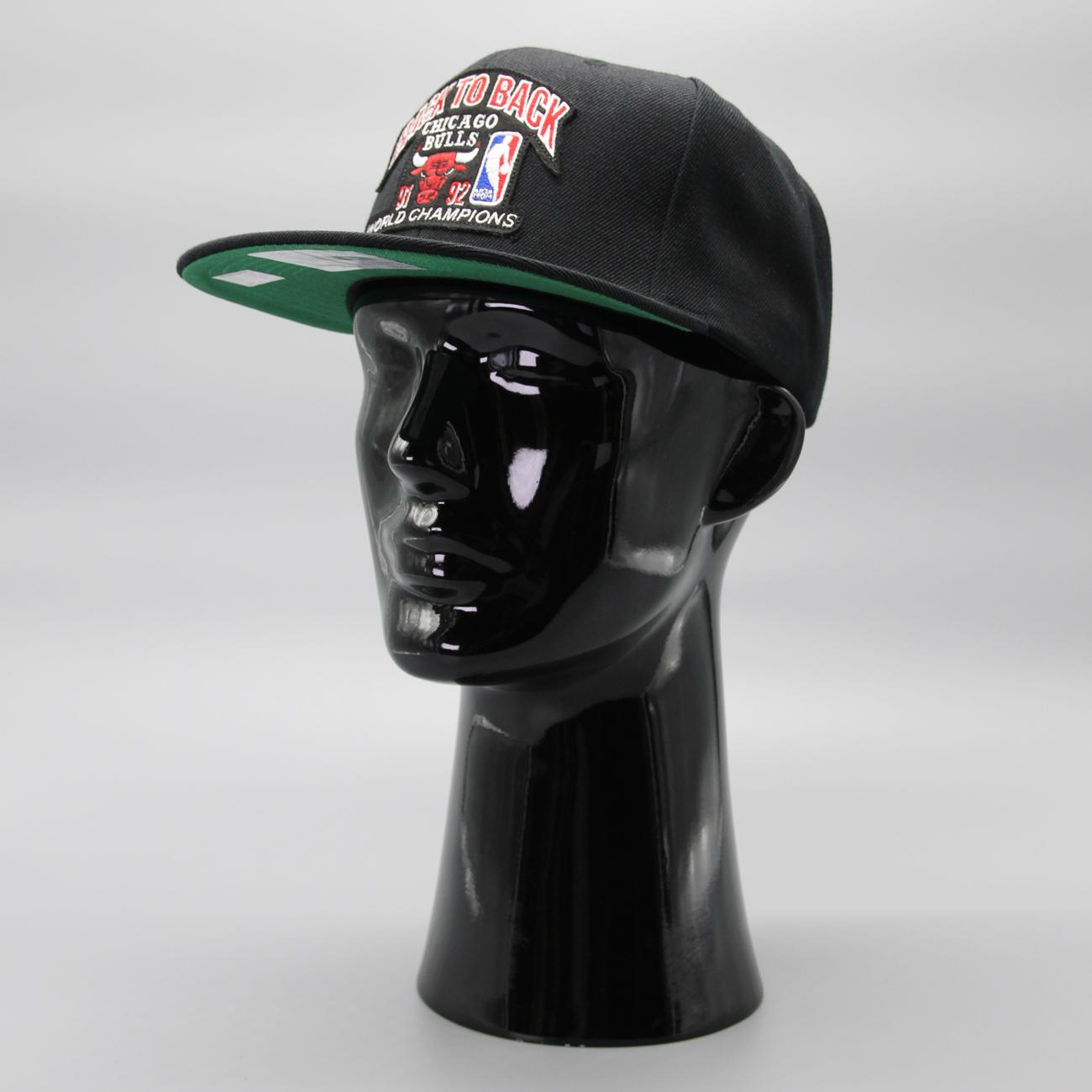 Mitchell & Ness NBA 91/92 Champs snapback HWS C Bulls black