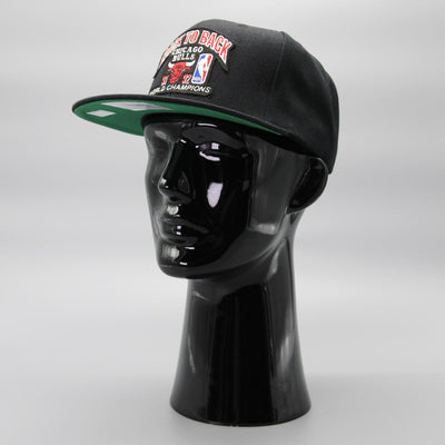 Mitchell & Ness NBA 91/92 Champs snapback HWS C Bulls black