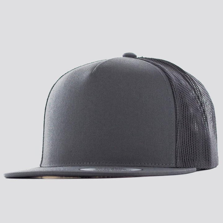 The Classics Yupoong trucker snapback charcoal - Shop-Tetuan