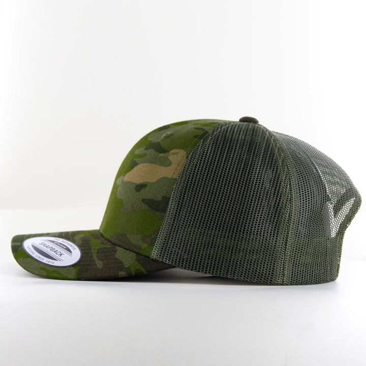 The Classics Yupoong Retro trucker cap multicam tropic - Shop-Tetuan