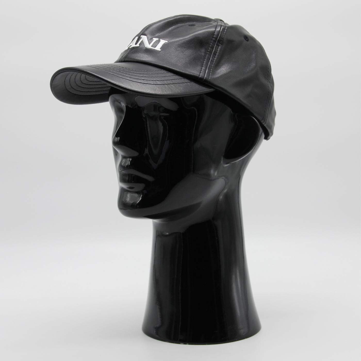 Karl Kani Retro Fake Leather cap black - Shop-Tetuan