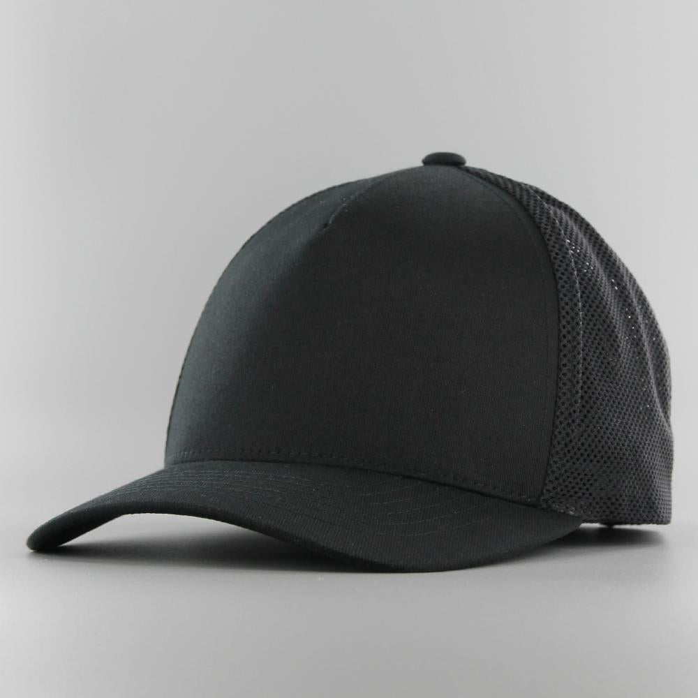 The 110 Trucker snapback black/black - Shop-Tetuan