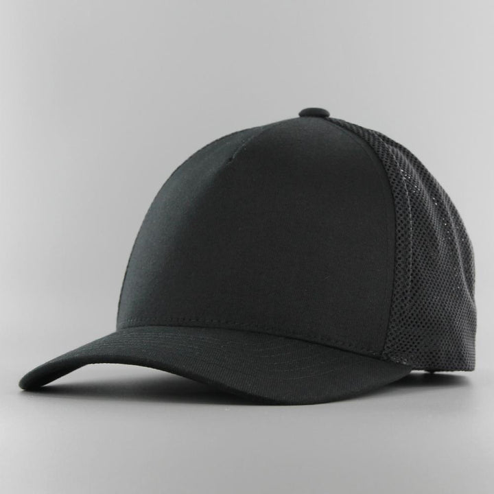 The 110 Trucker snapback black/black - Shop-Tetuan