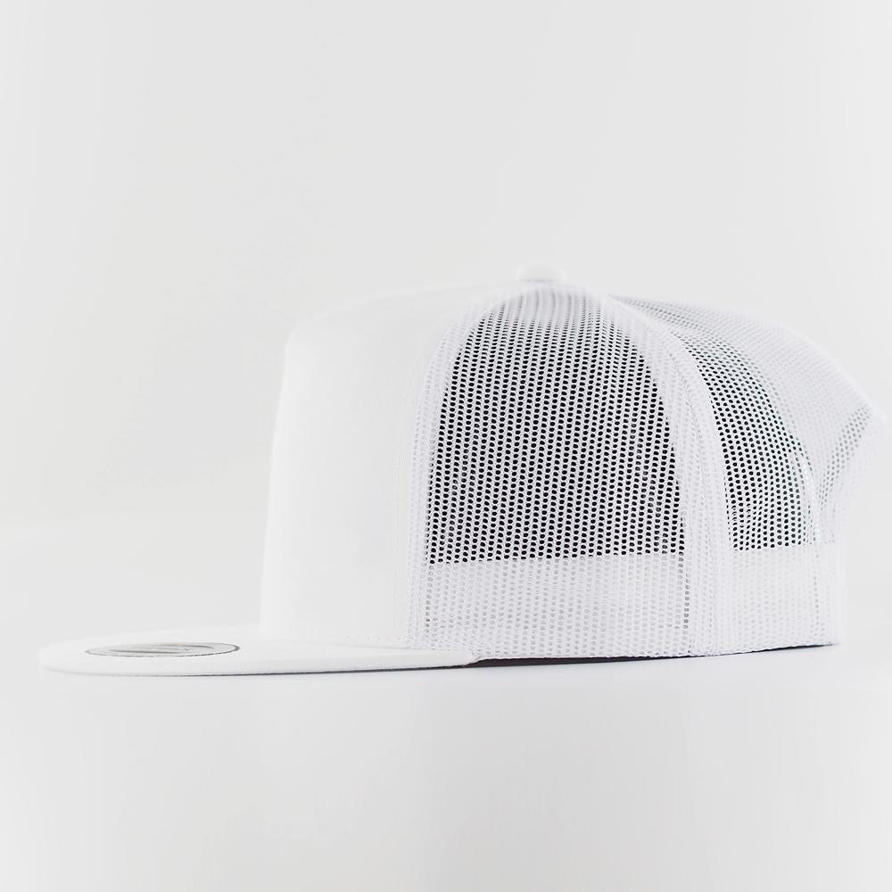 The Classics Yupoong trucker snapback white - Shop-Tetuan