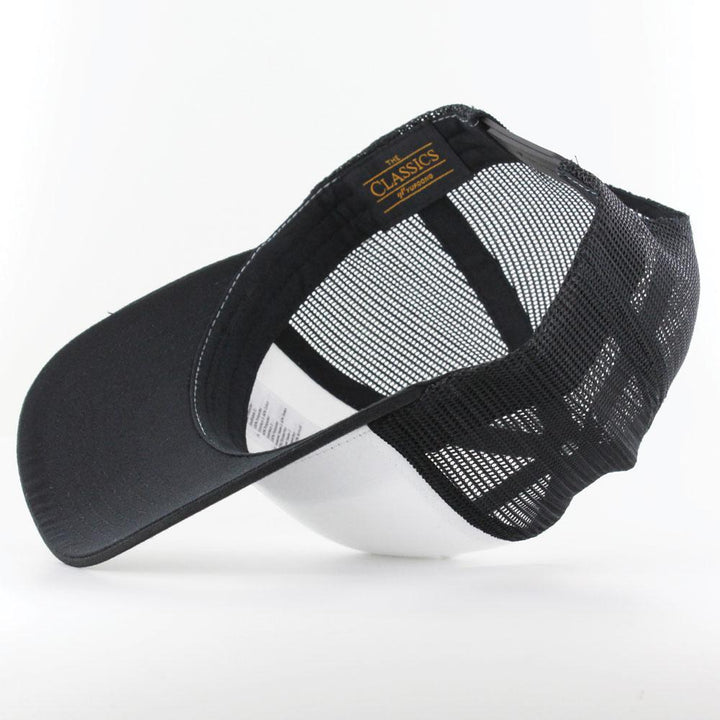 The Classics Yupoong Retro Trucker Colored Front cap blk/wht/blk - Shop-Tetuan