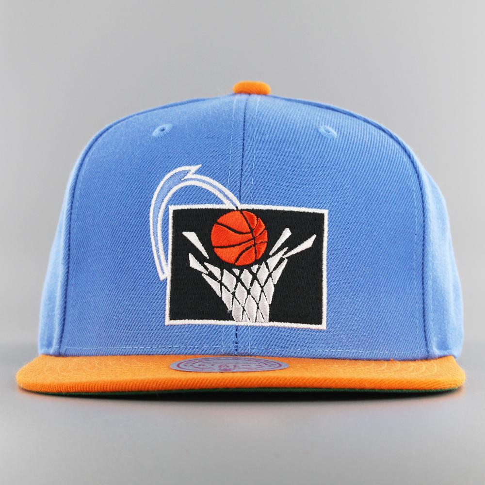 Mitchell & Ness NBA Team 2 Tone 2.0 snapback C Cavaliers blue/orange - Shop-Tetuan