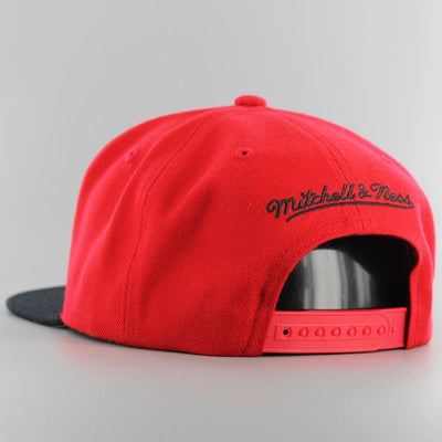 Mitchell & Ness NBA Team 2 Tone 2.0 Snapback C Bulls red/black - Shop-Tetuan