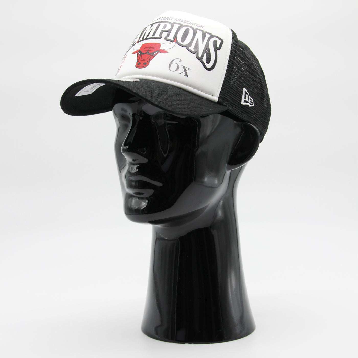 New Era League Champions trucker C Bulls black/white - Shop-Tetuan