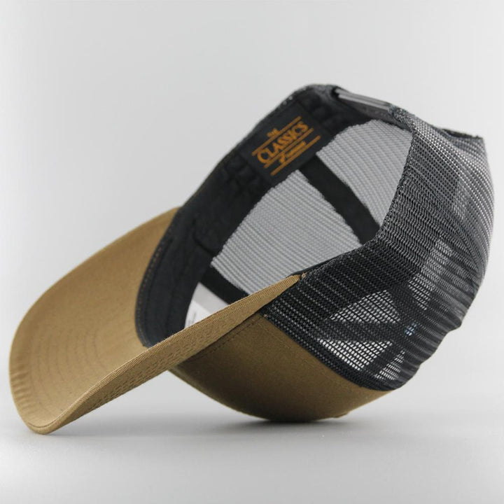The Classics Yupoong Retro trucker 2-tone cap coyote brown/black - Shop-Tetuan