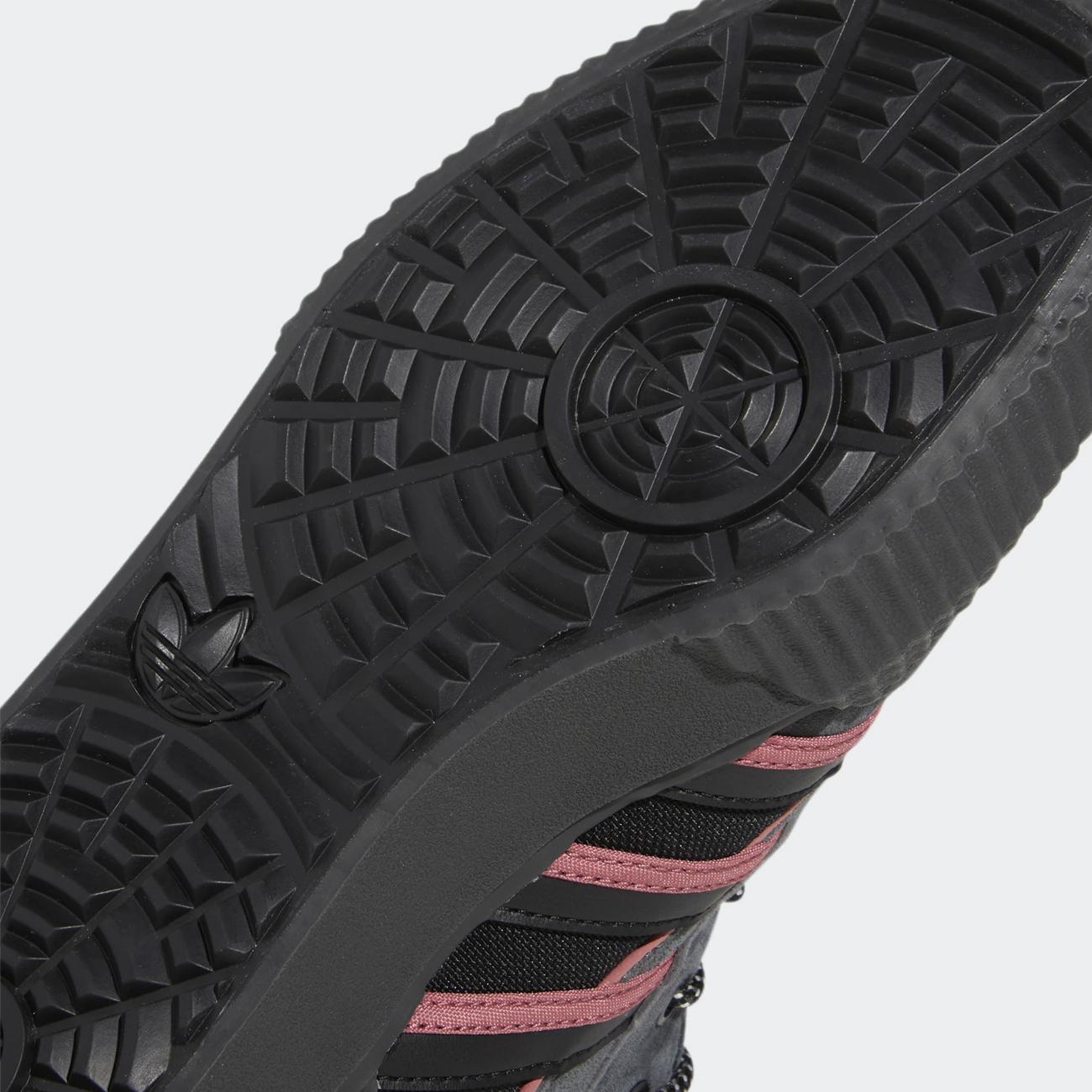 Adidas Akando ATR cblack/wonred/carbon - Shop-Tetuan