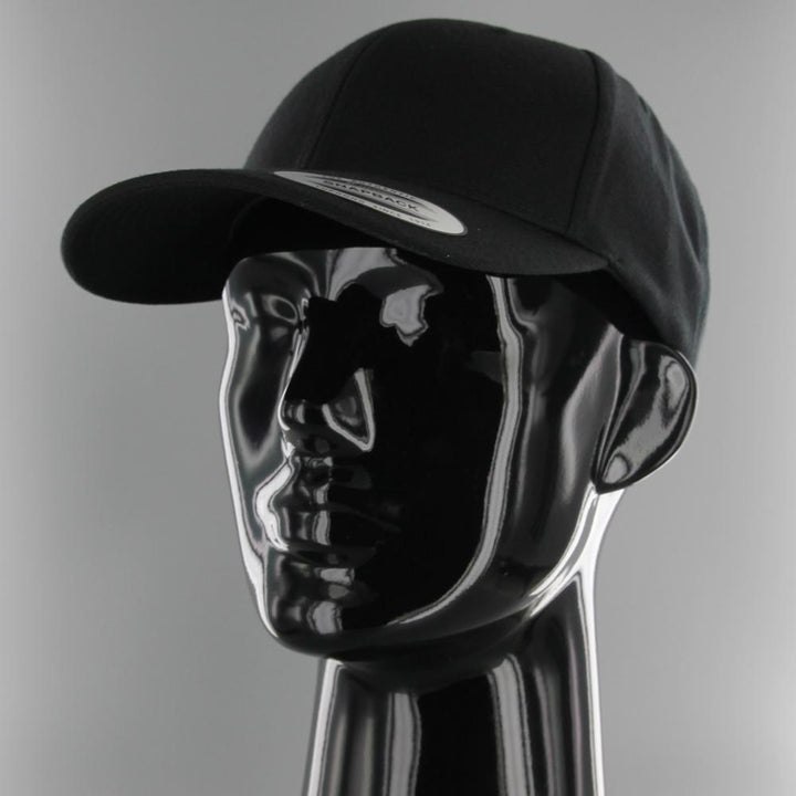 The Classics Yupoong Premium Curved Visor Snapback Cap black - Shop-Tetuan