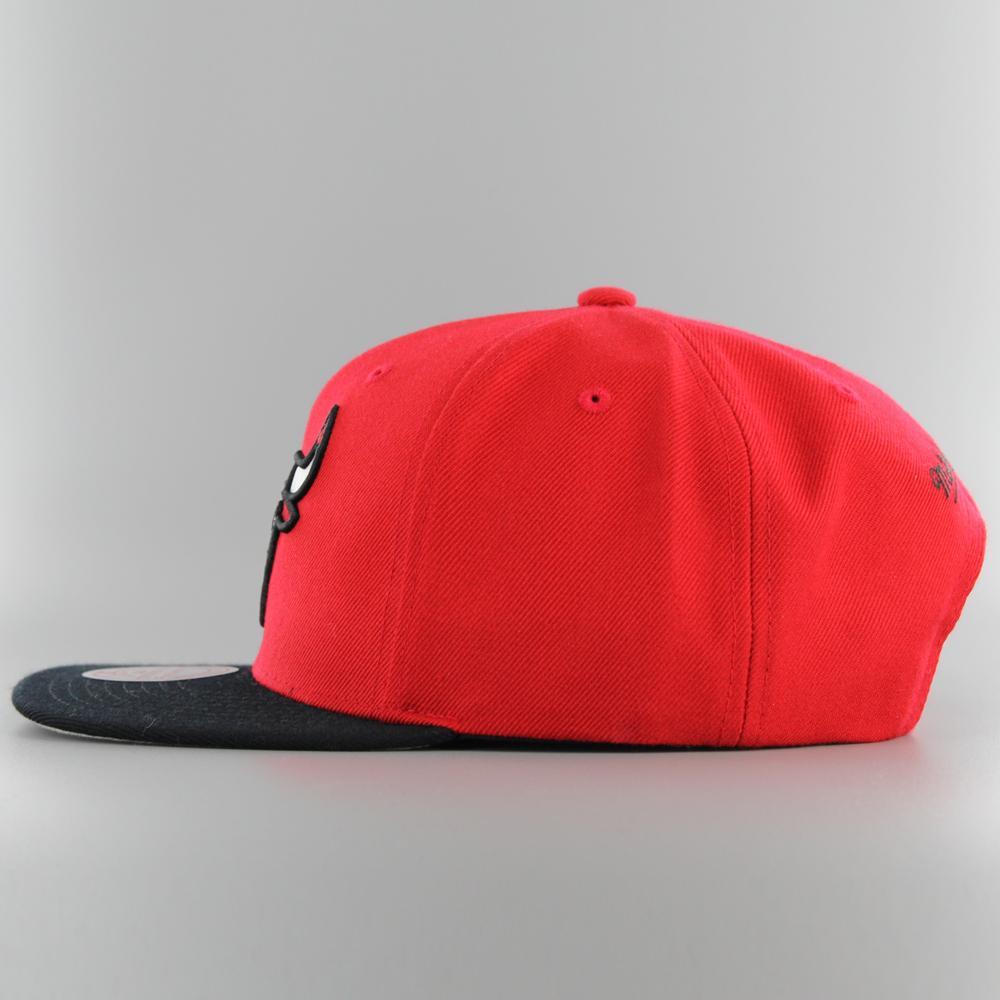 Mitchell & Ness NBA Team 2 Tone 2.0 Snapback C Bulls red/black - Shop-Tetuan