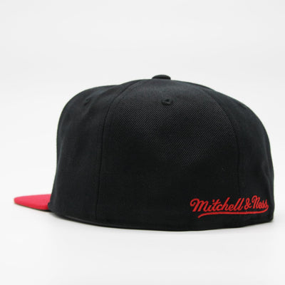 Mitchell & Ness NBA Team Script 2.0 Fitted HWC C Bulls black/red