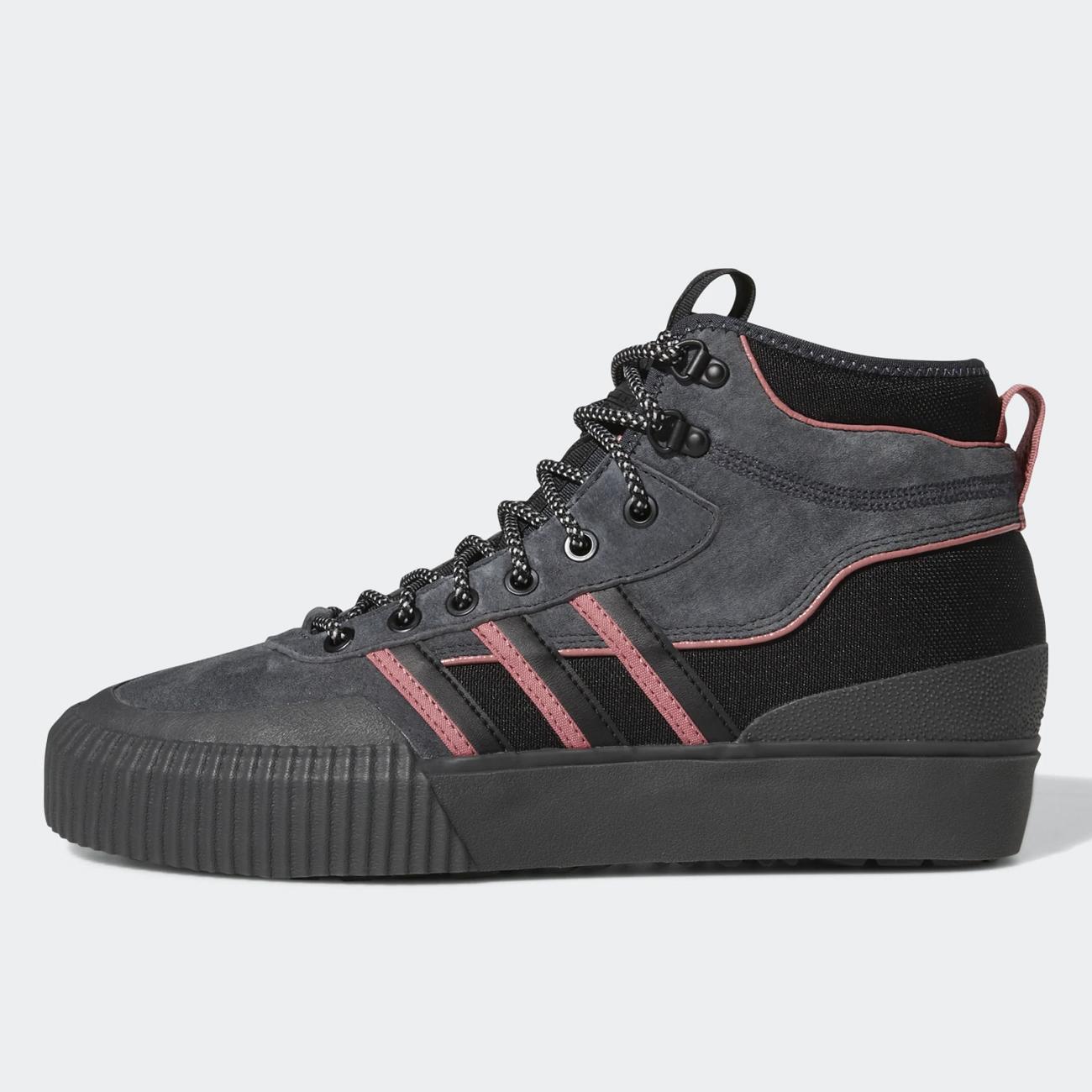 Adidas Akando ATR cblack/wonred/carbon - Shop-Tetuan