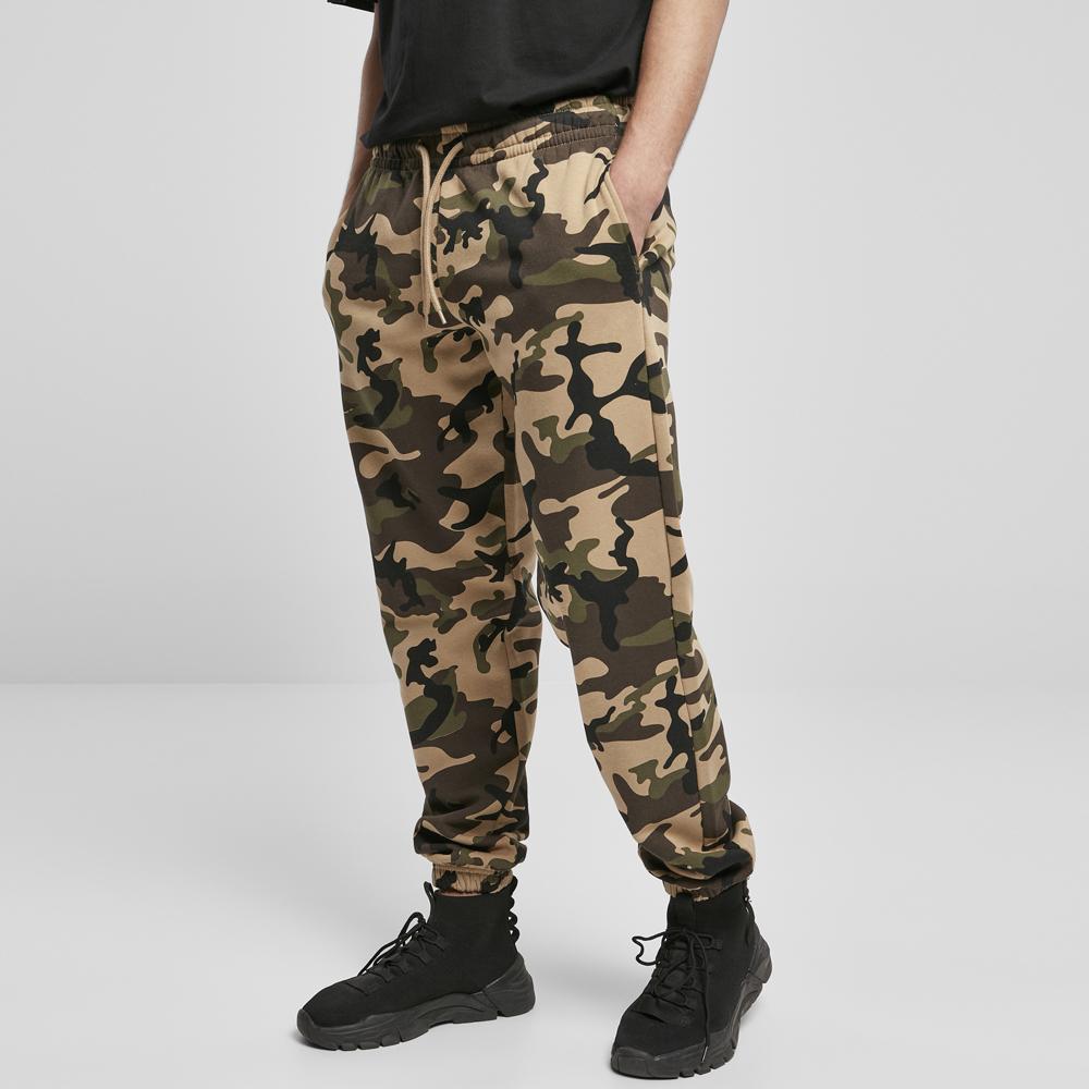 Urban Classics Basic Camo Sweatpants 2.0 woodcamo