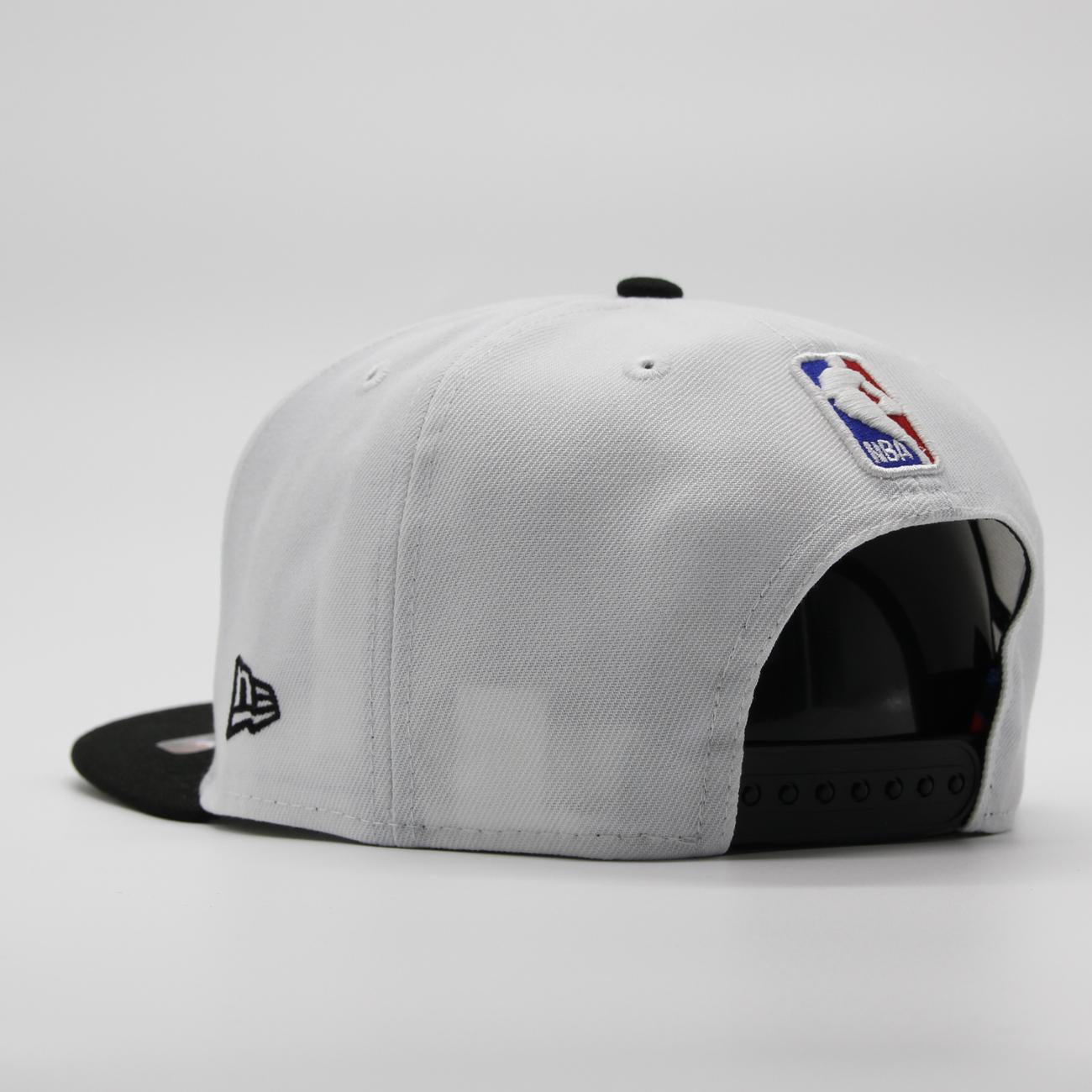 New Era Authentics City Edition 9Fifty B Nets white/black