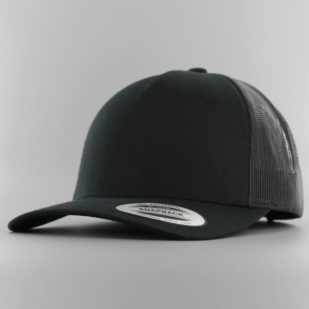 The Classics Yupoong 5-panel Retro Trucker cap black - Shop-Tetuan