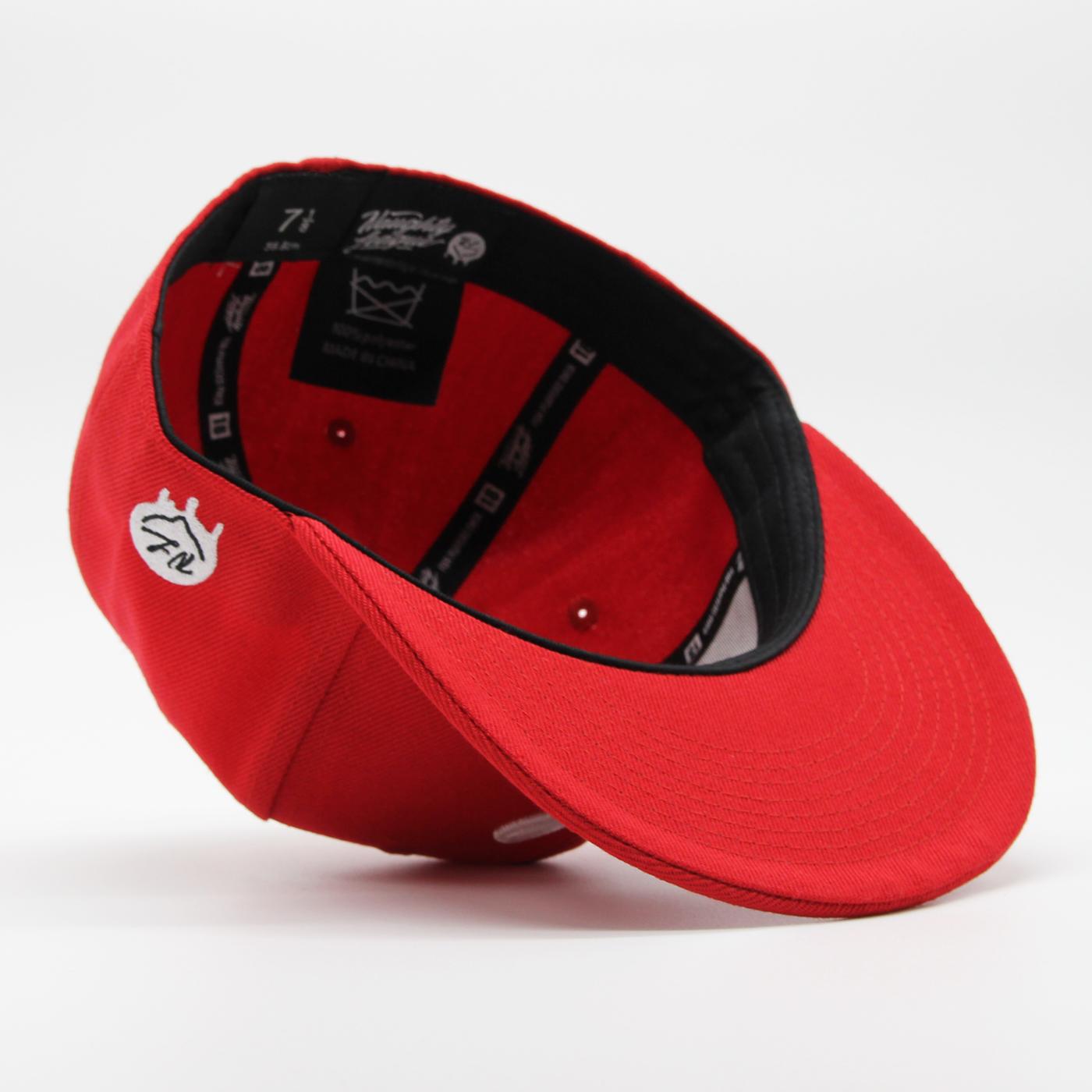 Naughty League Icon Basic Fitted red/white - Shop-Tetuan