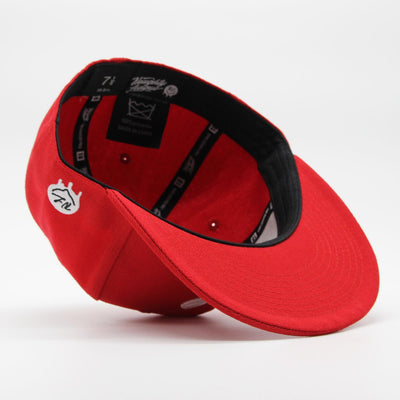 Naughty League Icon Basic Fitted red/white - Shop-Tetuan
