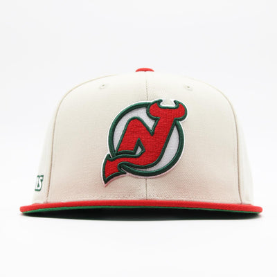 Mitchell & Ness NHL Vintage Off-White snapback NJ Devils off white - Shop-Tetuan
