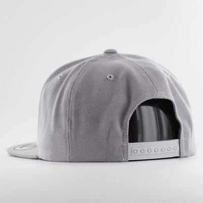 The Classics Yupoong snapback silver - Shop-Tetuan