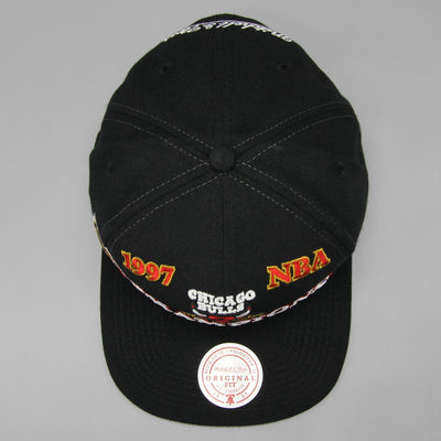 Mitchell & Ness NBA 97 Champions Snapback HWC C Bulls black
