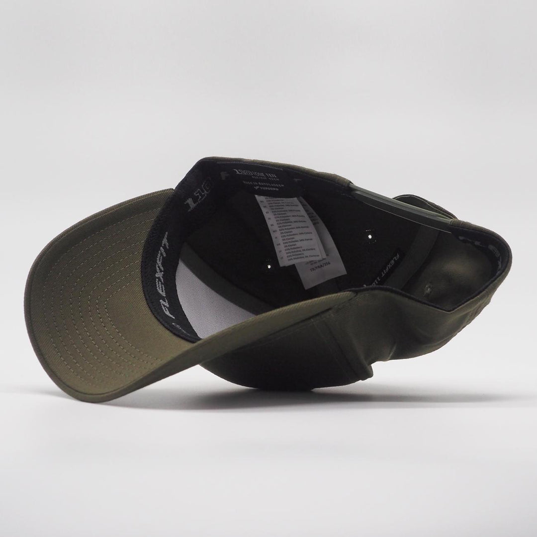 Flexfit 110 Curved Visor Snapback olive - Shop-Tetuan