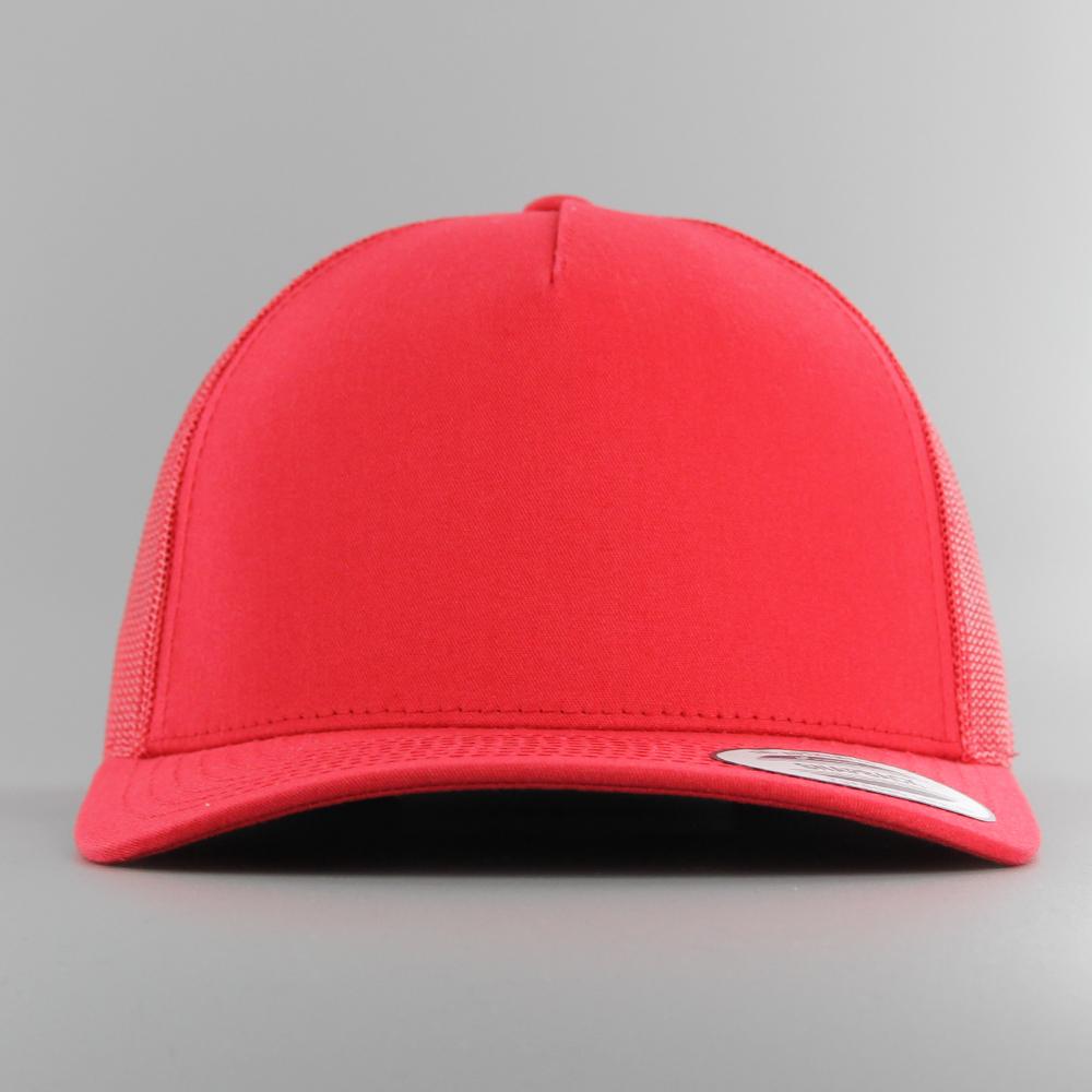 The Classics Yupoong 5-panel Retro Trucker cap red - Shop-Tetuan