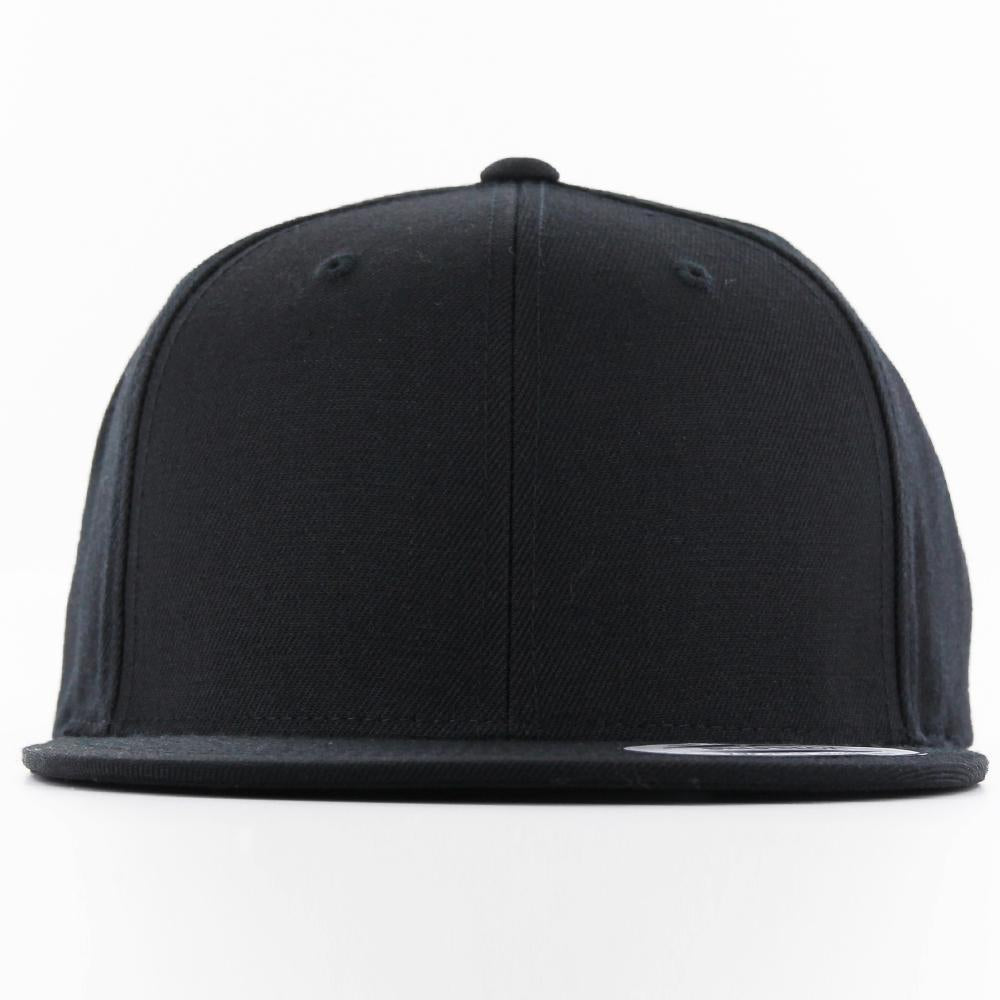 The Classics Yupoong snapback blk/blk - Shop-Tetuan