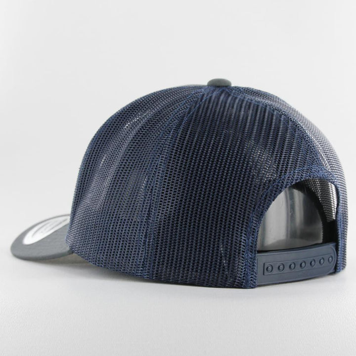 The Classics Yupoong Retro trucker 2-tone cap charcoal/navy - Shop-Tetuan