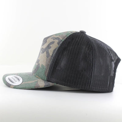 The Classics Yupoong Camo Trucker cap woodcamo/blk - Shop-Tetuan
