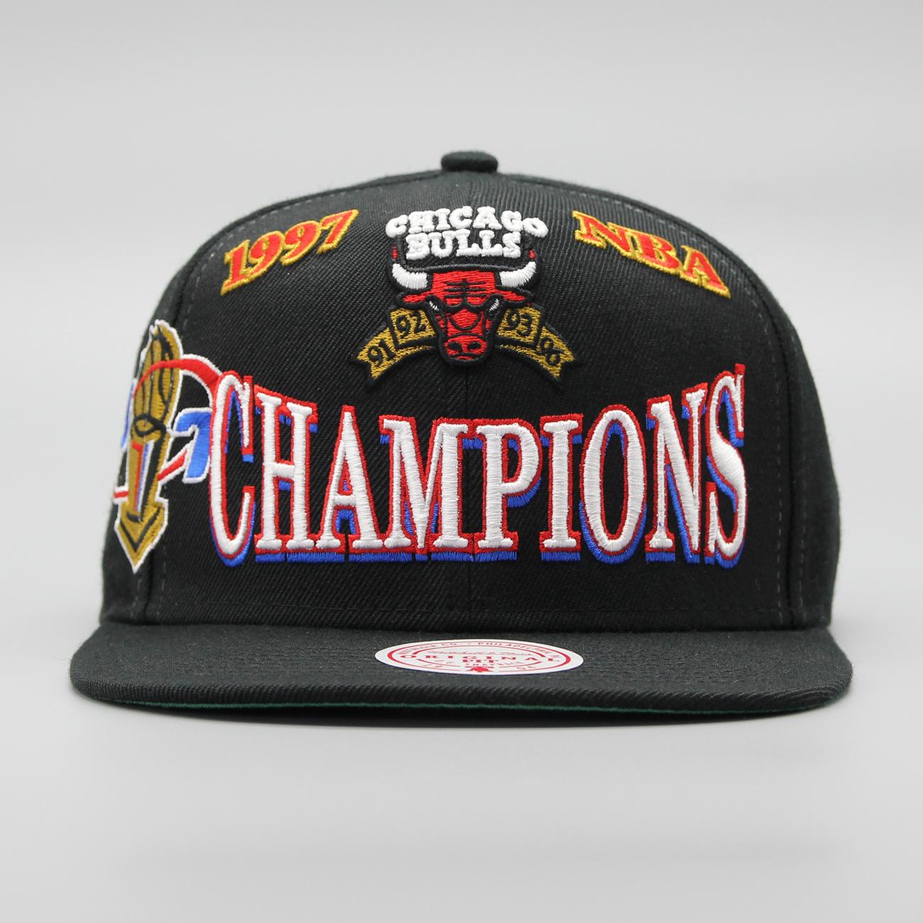 Mitchell & Ness Black NBA Chicago Bulls 97 Champions HWC Snapback