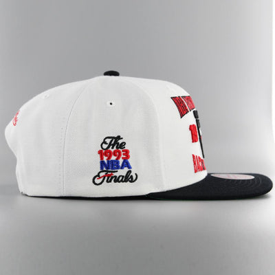 Mitchell & Ness NBA Back To The 93 snapback C Bulls white/black - Shop-Tetuan