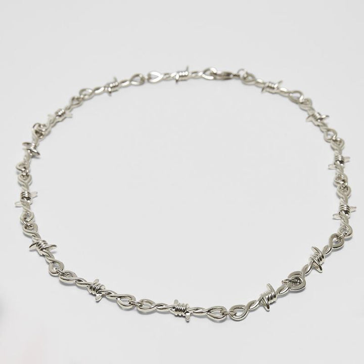 Urban Classics Barbed Wire Necklace silver - Shop-Tetuan