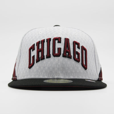 New Era Authentics City Edition 59Fifty C Bulls white - Shop-Tetuan