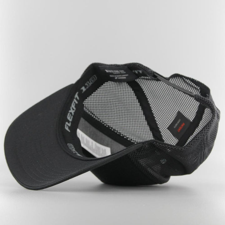 The 110 Trucker snapback black/black - Shop-Tetuan