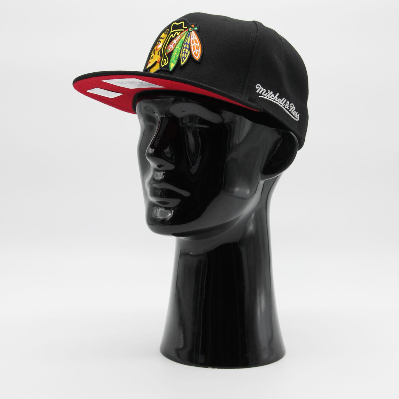 Mitchell & Ness NHL Vintage Fitted C Blackhawks black - Shop-Tetuan