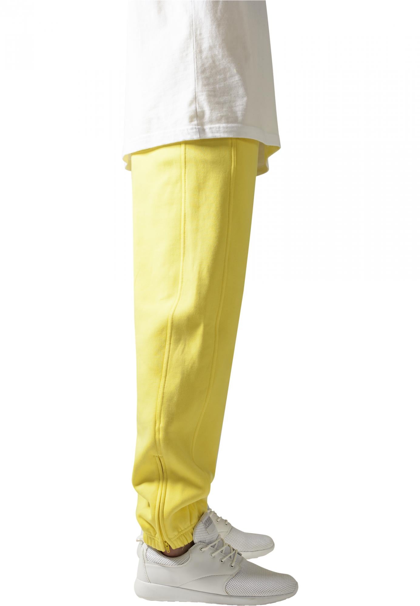 Urban Classics sweatpants yellow - Shop-Tetuan