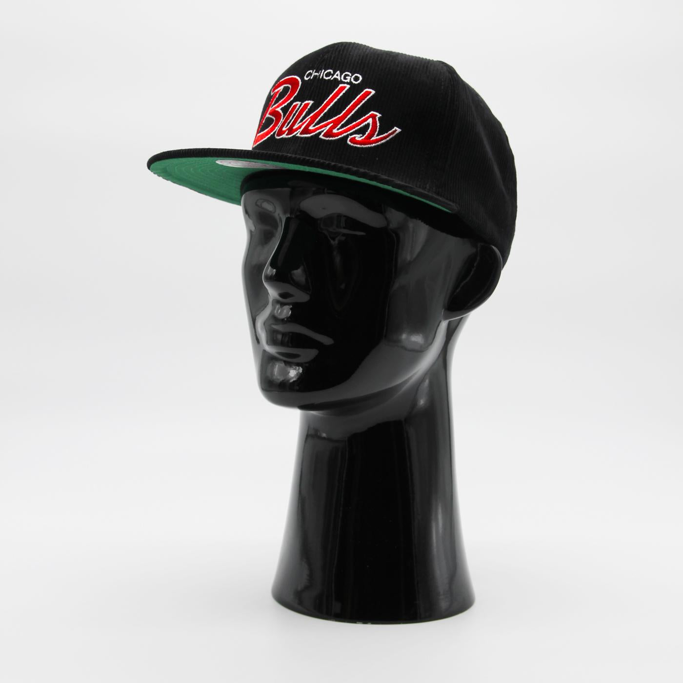 Mitchell & Ness NBA Cord Script snapback HWC C Bulls black - Shop-Tetuan