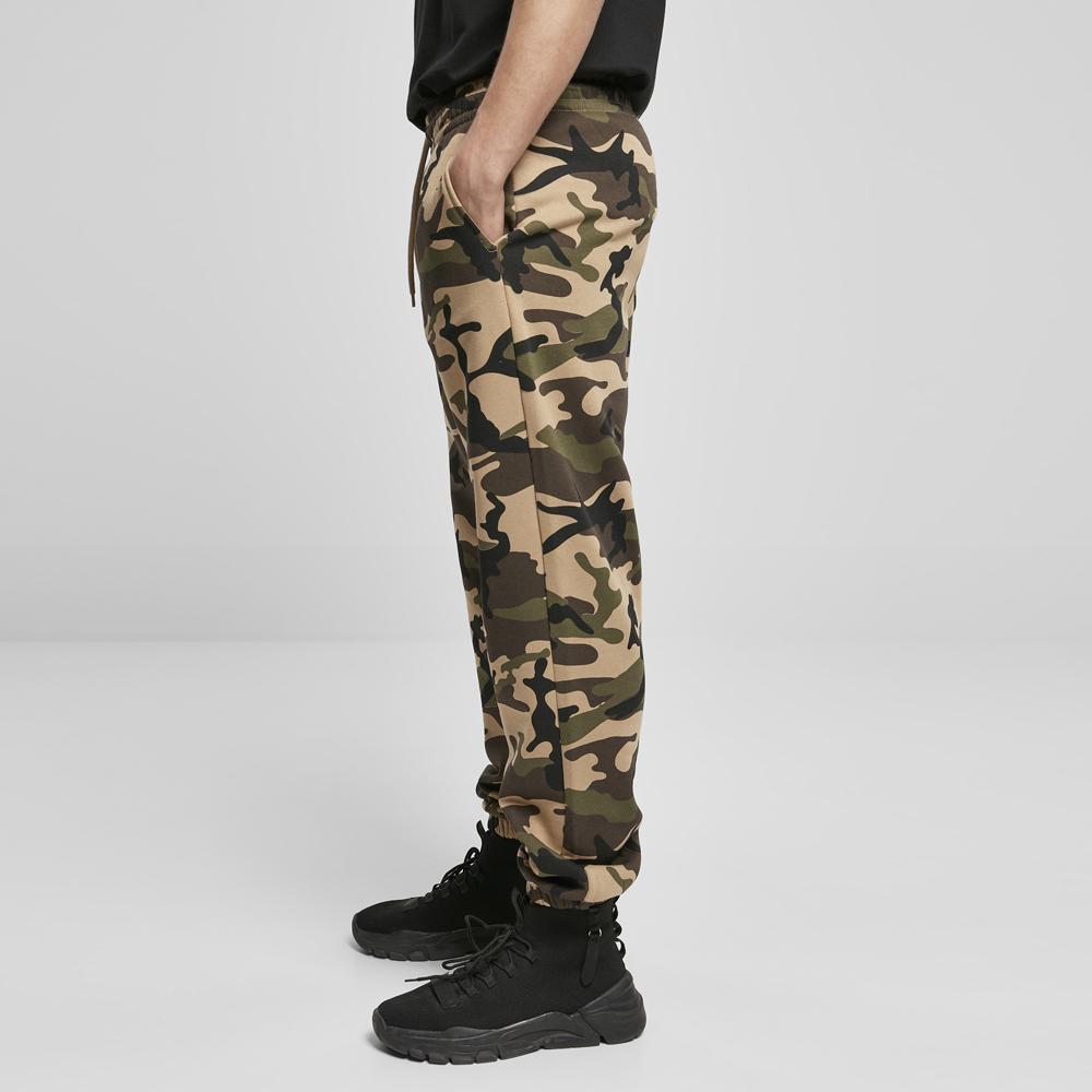 Urban Classics Basic Camo Sweatpants 2.0 woodcamo