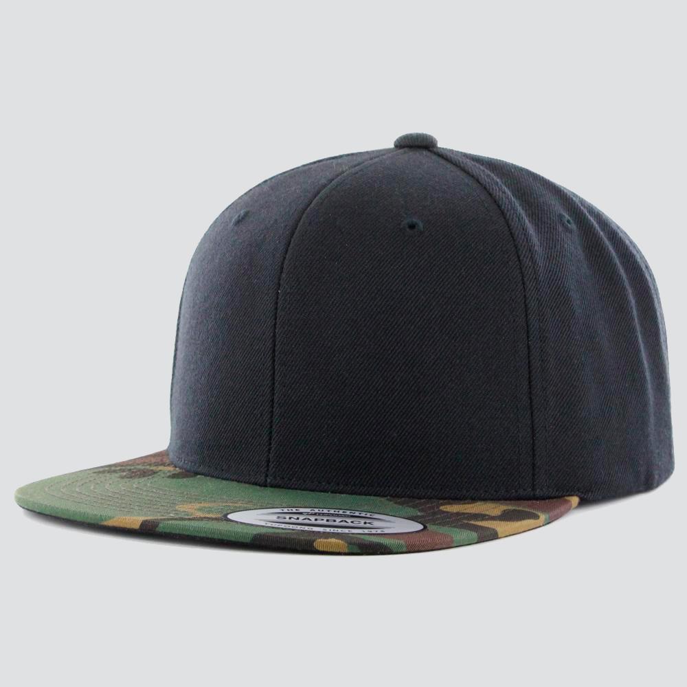 The Classics Yupoong 2-Tone Camo snapback blk/green camo - Shop-Tetuan