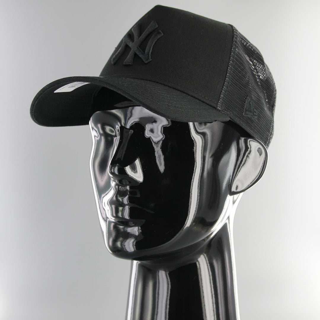 New Era Clean Trucker NY Yankees blk/blk - Shop-Tetuan